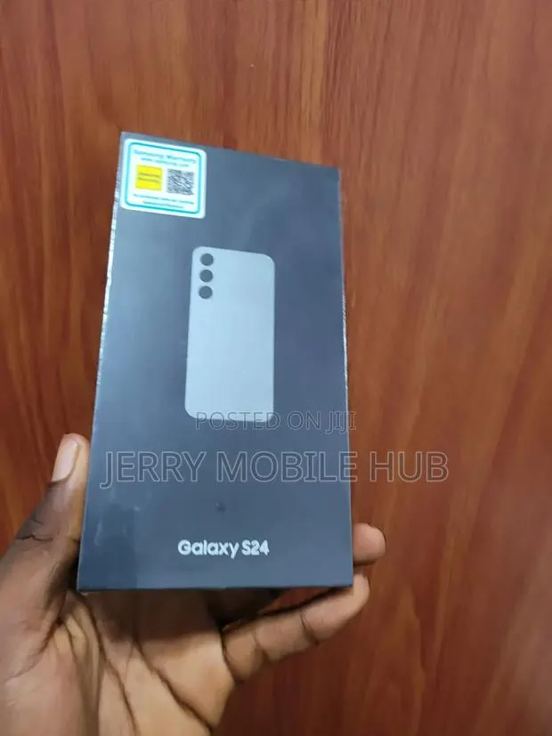 New Samsung Galaxy S24 256 GB Blue · Photo 1