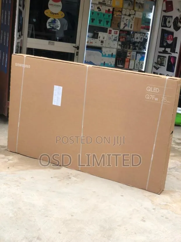 Fast and Flawless With Samsung 75" QLED Performance · Photo 1