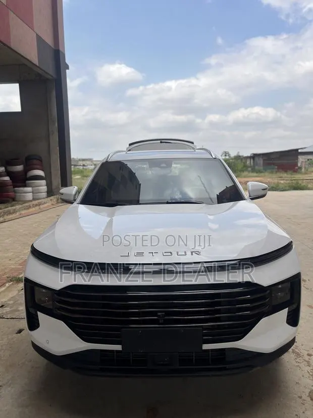 New Jetour X70 Plus 2024 White · Photo 1
