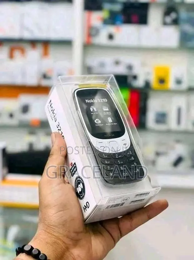 New Nokia 3210 Black · Photo 1