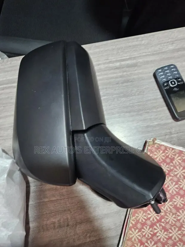 Rav4 Side Mirror (No Sensor)2019,2020,2021,2022,2023,2024,2025 · Photo 1
