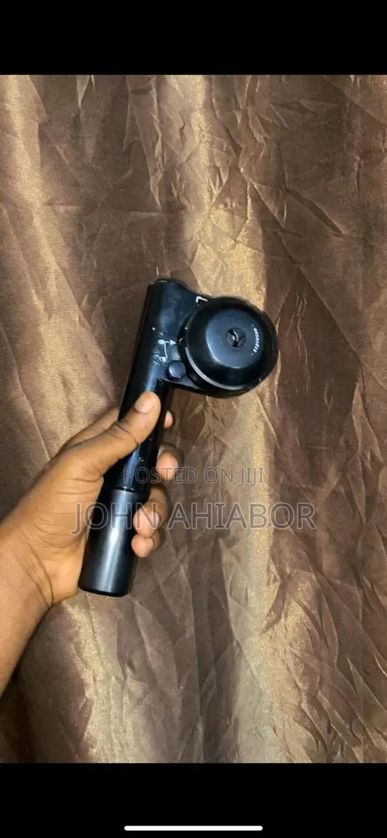 Handcross Pump · Photo 1