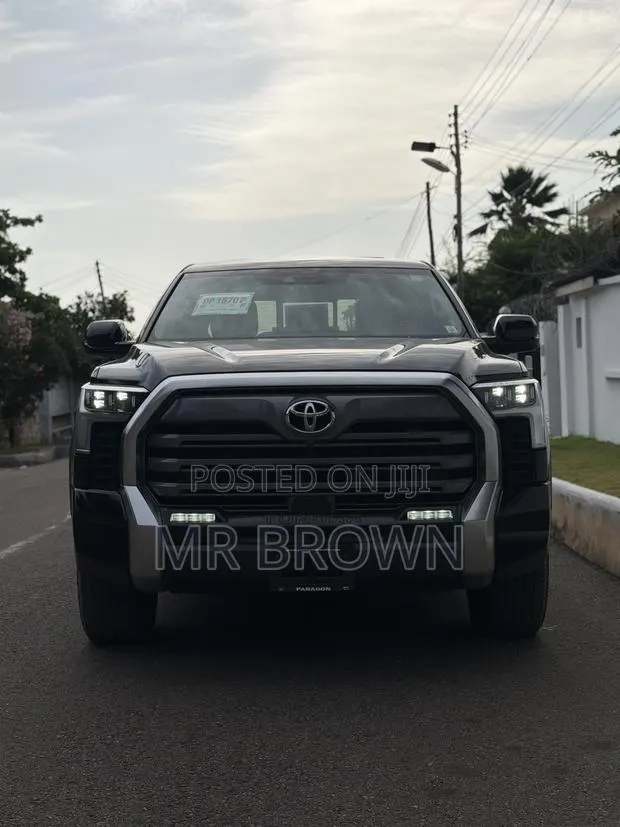 Toyota Tundra Limited 2022 Black