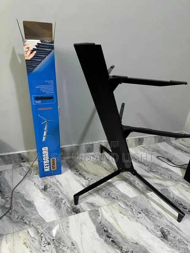 Heavy Duty Keyboard Stand - Black · Photo 1