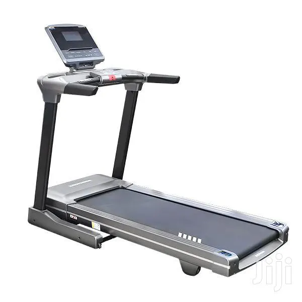Treadmill (Motorized ) · Photo 1