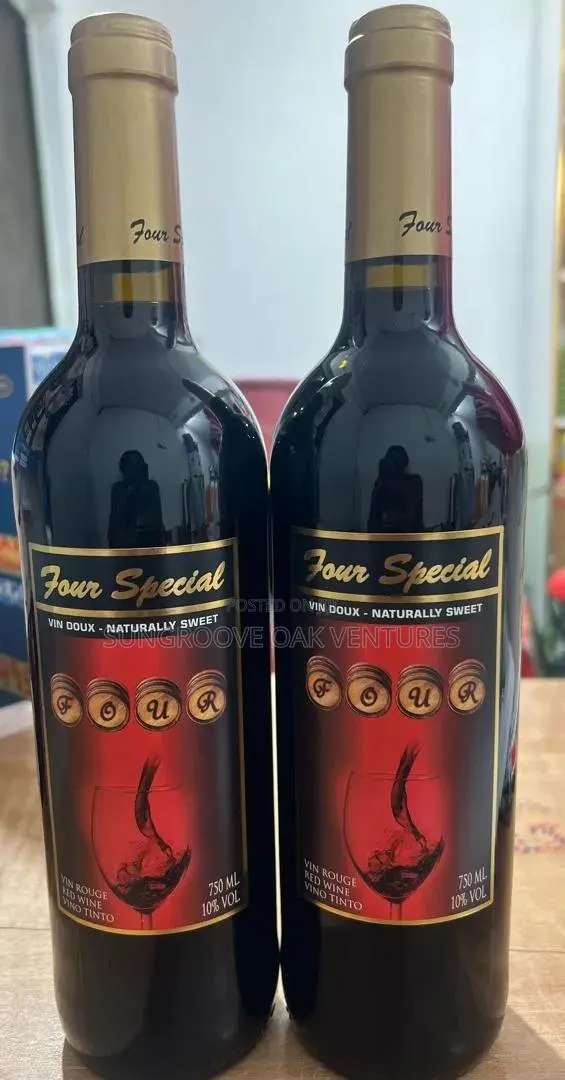 Four Special Red Wine 750ml 10% · Photo 1