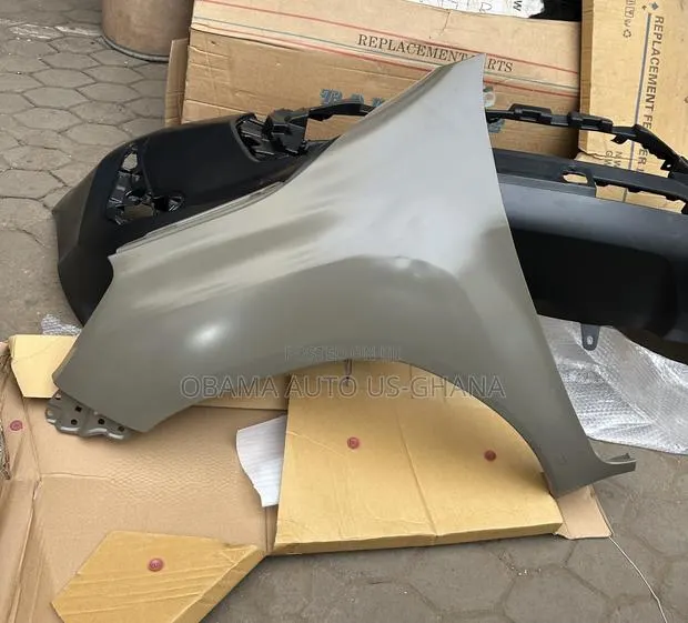 Toyota HILUX Fender 2016 2017 2018 2019 2020 2021 2022 2023 2024 · Photo 1