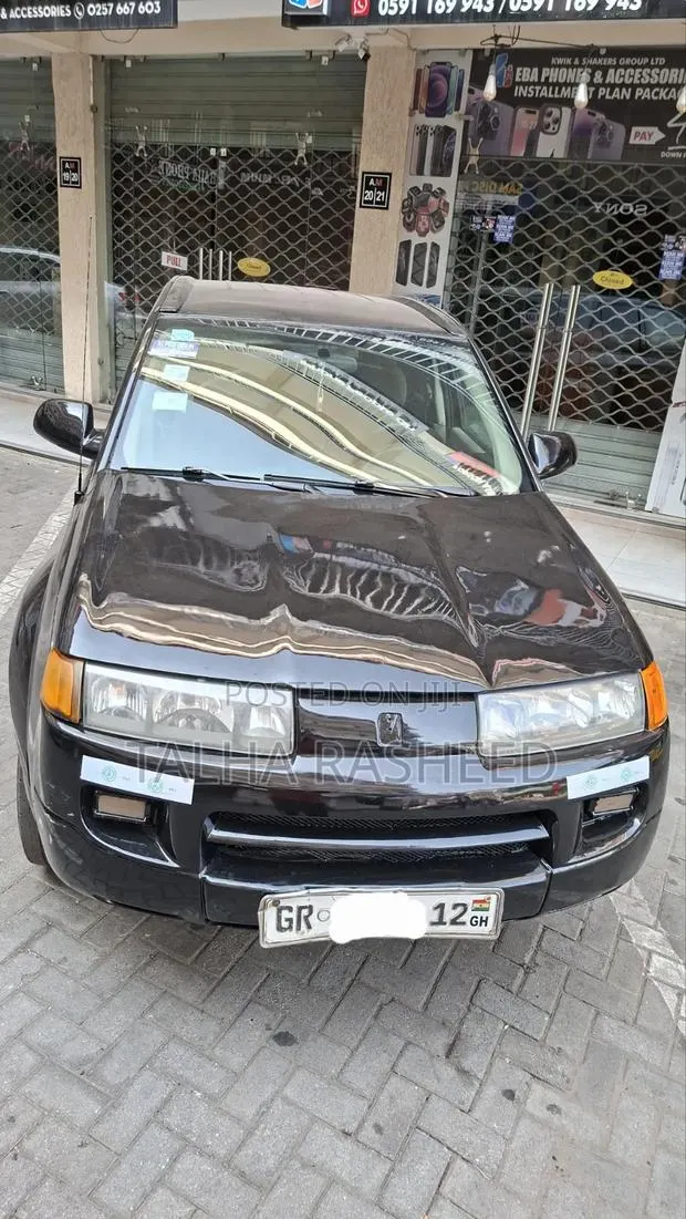 Saturn Vue 4 2005 Black · Photo 1