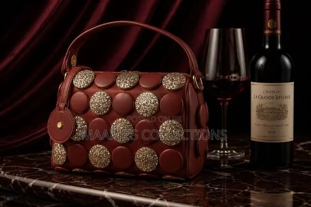 Women’S Luxury Handbags With Mini Fan and a Long Strap · Photo 1