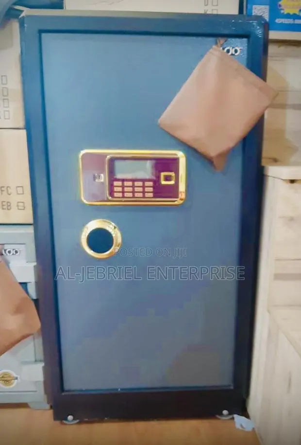 Eldo 92x Safe Box · Photo 1