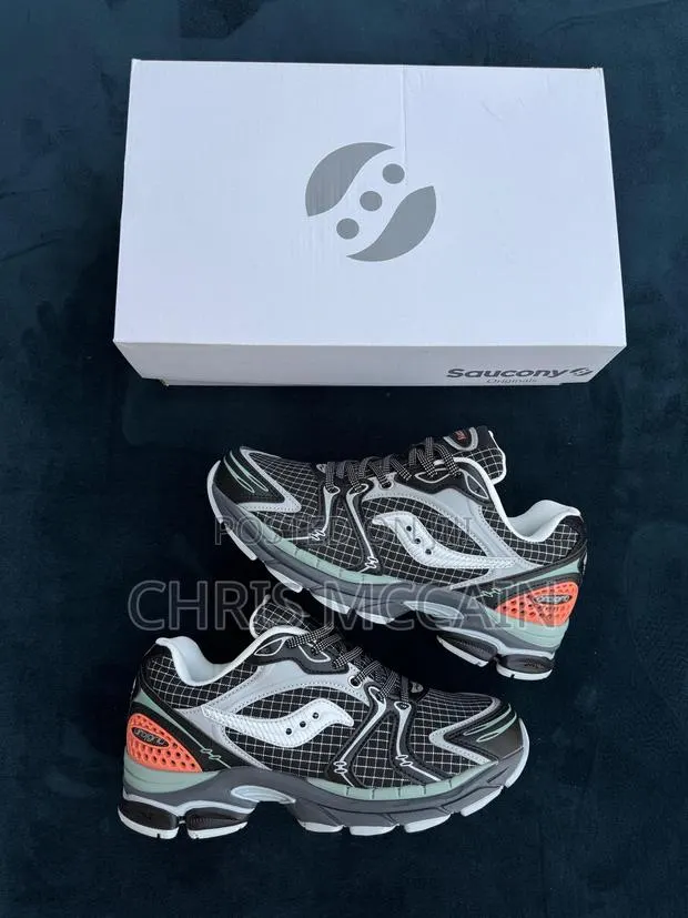 Original Sneaker · Photo 1