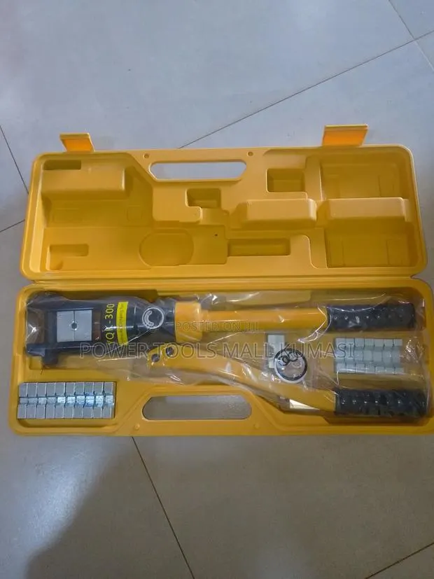 Hydraulic Crimping Tool · Photo 1