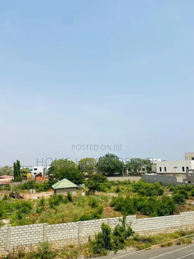 3 Plots for Sale at East Airport Tsea Addo · Photo 1