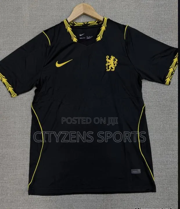 Chelsea 2026/27 Away Kit · Photo 1