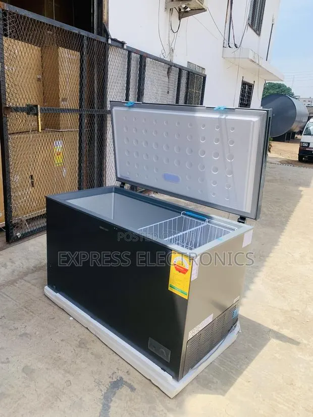 Ultra Modern Chest Freezer Single Door 371l Samsung · Photo 1