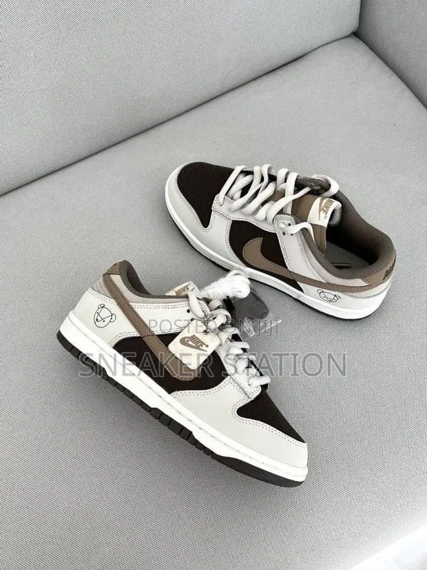 Nike Sb Dunk Low Available · Photo 1