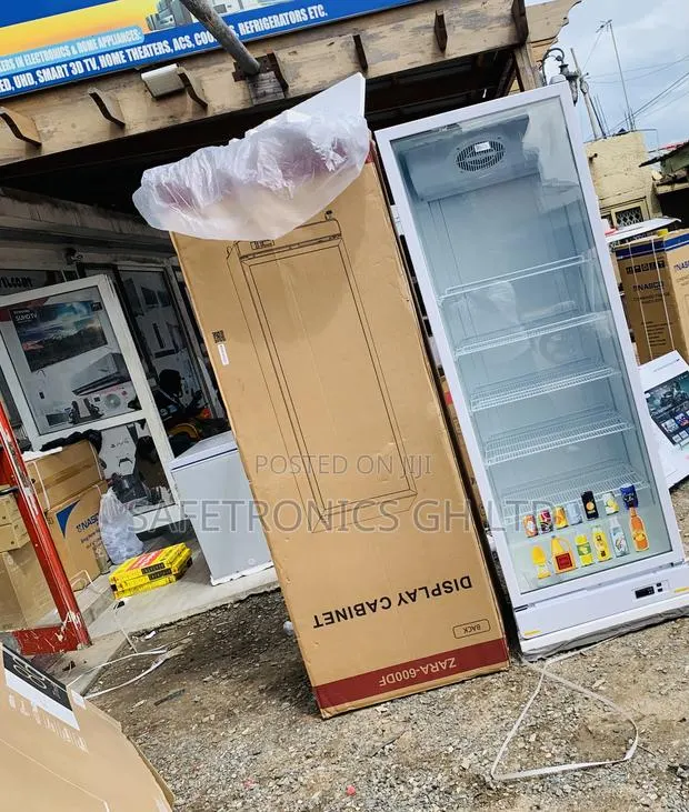 Try Zealous Zara-600dfg 591-Liter Single-Door Display Refrigerator · Photo 1