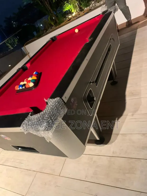 Pool Table · Photo 1