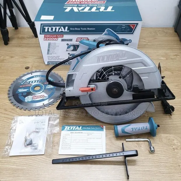 Industrial Circular Saw Total Brand · Photo 1