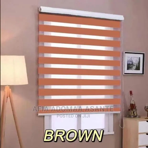4 Feet Curtain/Window Blinds [120cm X 200cm] · Photo 1