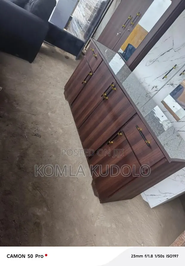 Kitchen Cabinets · Photo 1