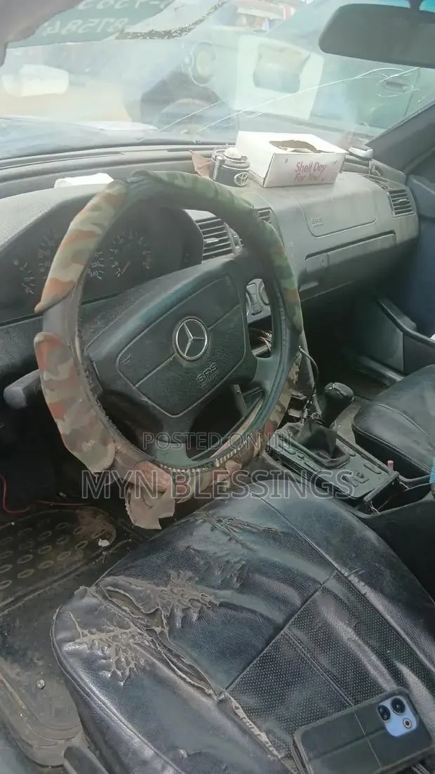 Mercedes-Benz C180 1998 Blue · Photo 1