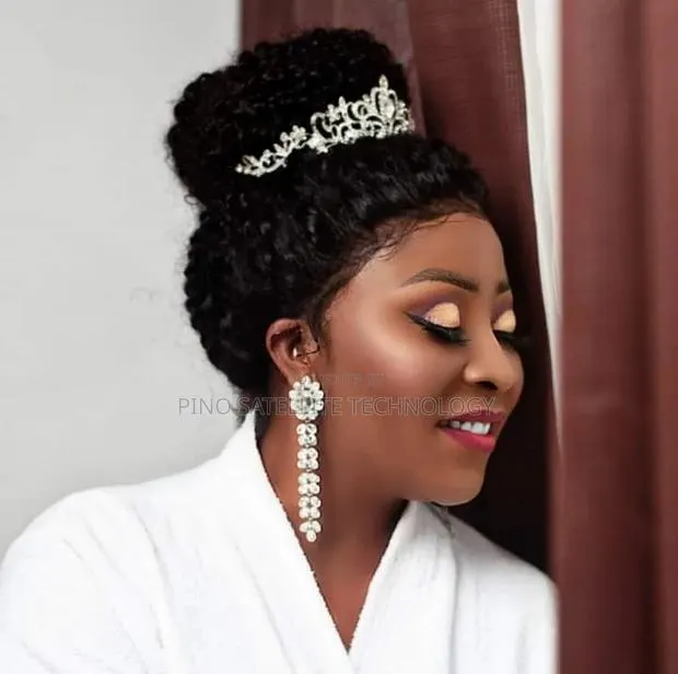 Call for Ur Door to Door Makeup · Photo 1