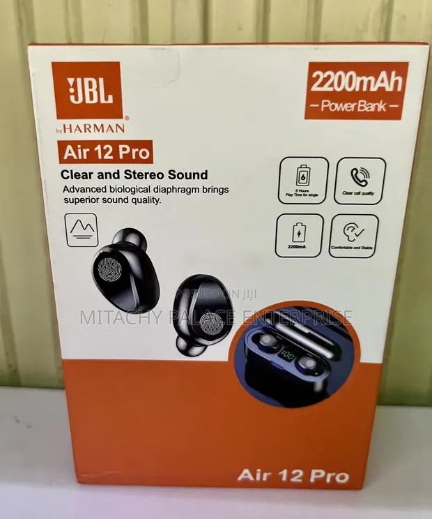 JBL in Ear Hook Earbuds · Photo 1