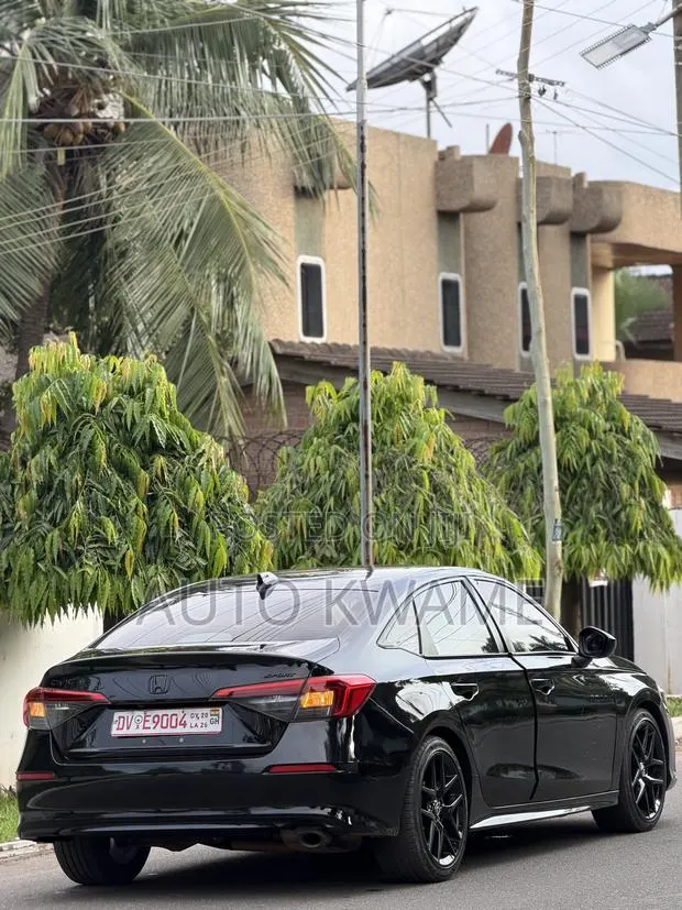Honda Civic Sport 2022 Black · Photo 1