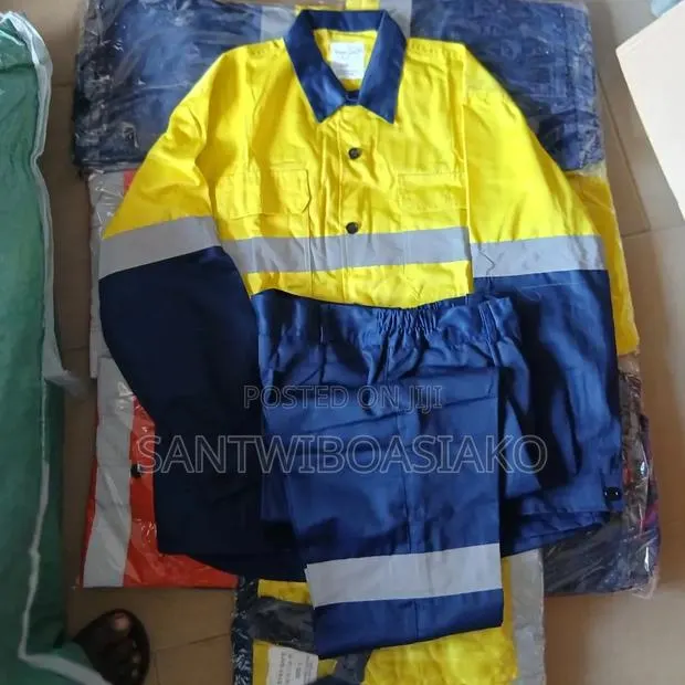 Reflective Suit (Top and Down) · Photo 1