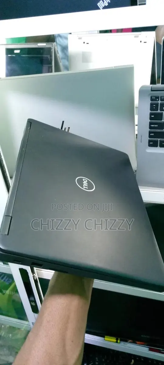 Laptop Dell Latitude 5490 8GB Intel Core I5 SSD 256GB · Photo 1