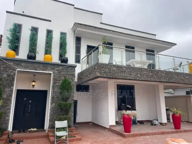 Furnished 4bdrm House in 7 Days Top Hill, Ofankor for sale · Photo 1