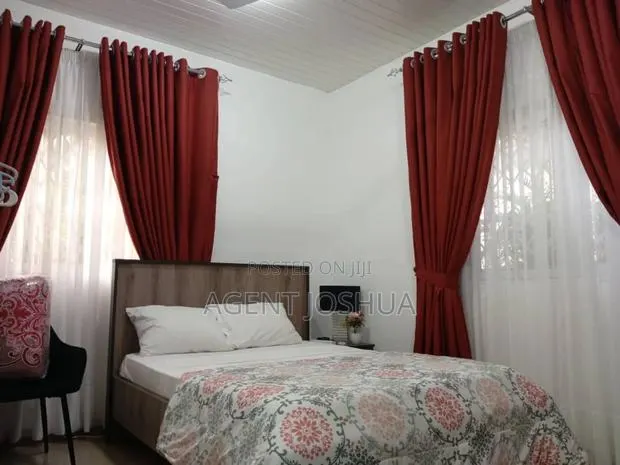 Furnished 1bdrm Townhouse / Terrace in Manet Court Estate for rent · Photo 1