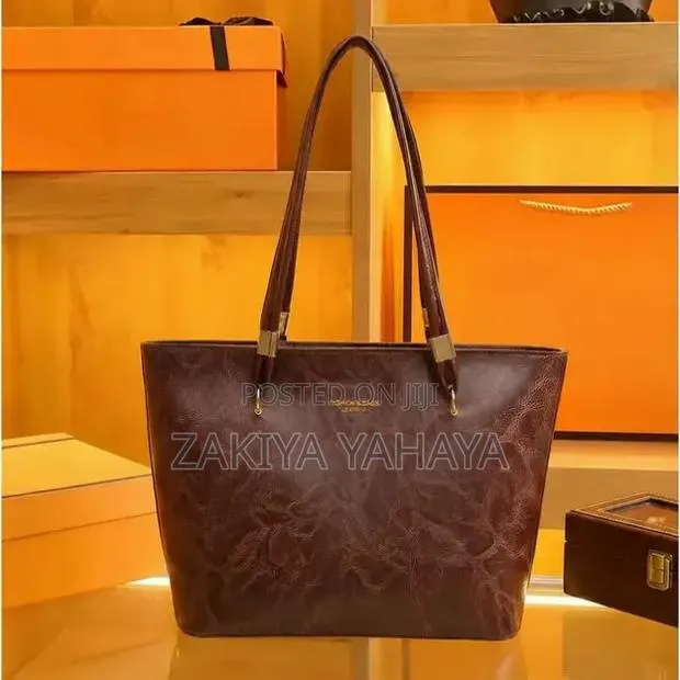 Quality Ladies Bags · Photo 1
