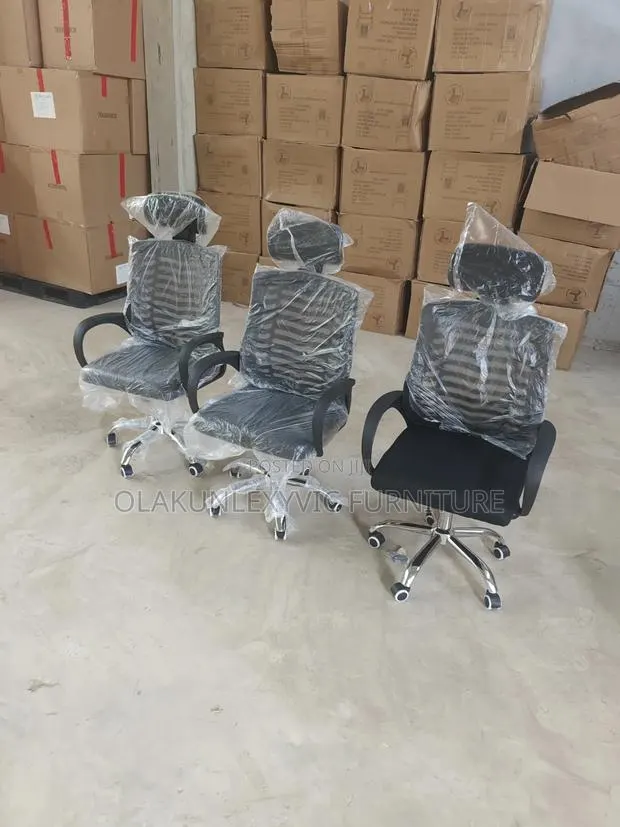 Swivel Chairs · Photo 4
