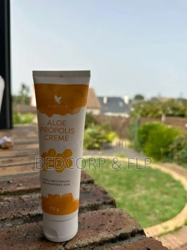 Best Night Creme Propolis Creme · Photo 1