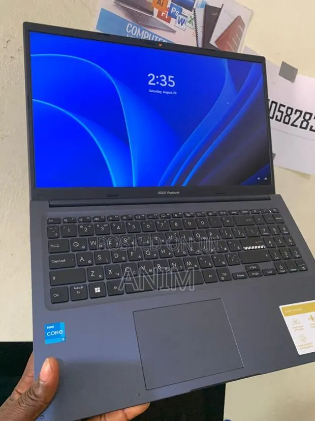 Laptop Asus X102BA 8GB Intel Core i3 SSD 256GB · Photo 1