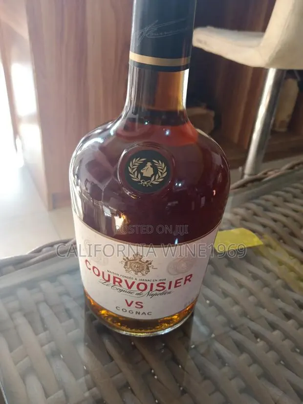 Courvoisiers Vs · Photo 1