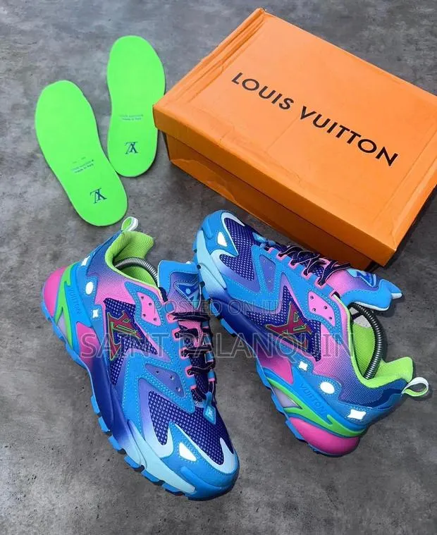 Vuitton Sneaker · Photo 1
