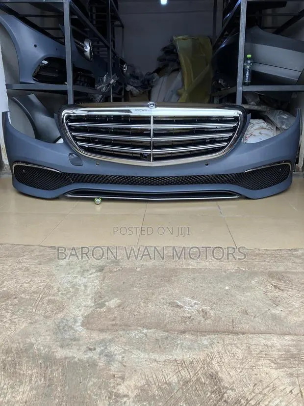 W213 E300 Maybach Style Front Bumoer With Grill Complete Available · Photo 1