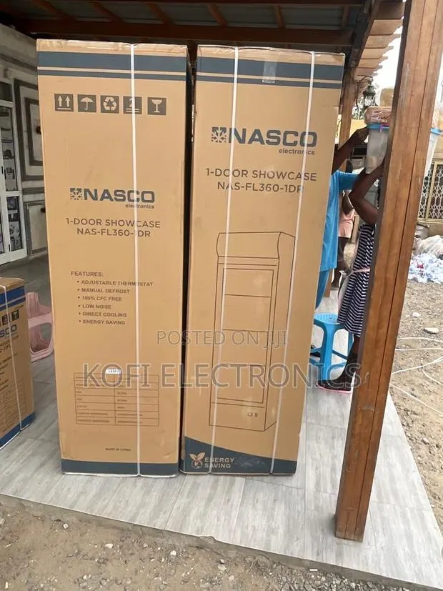 Nasco 298l Beverage Display Fridge · Photo 1