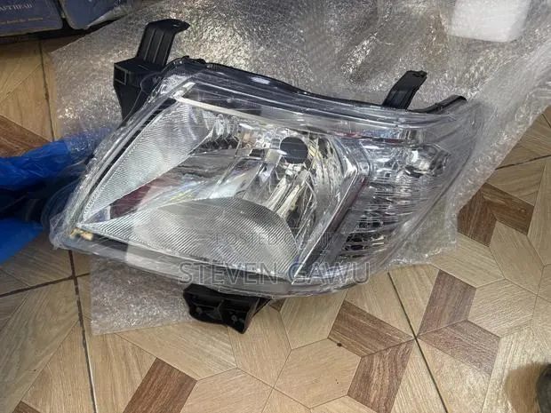 Toyota Hilux · Photo 1