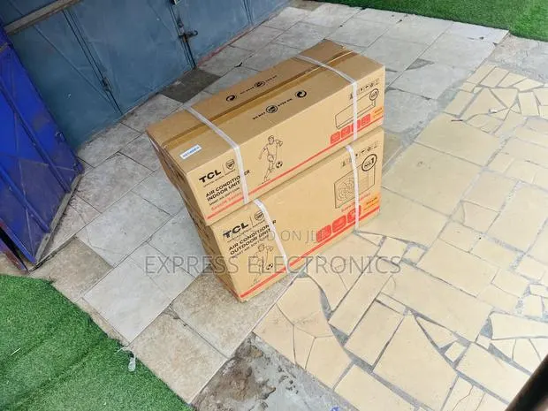 New Sealed in Box Inverter TCL 2.5hp · Photo 1