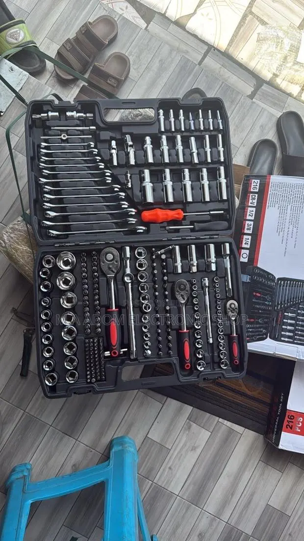 216 PCS Professional Mechanical Tools Box · Photo 3