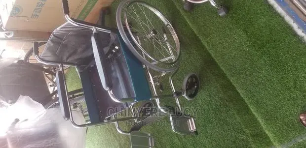 Normal Wheelchair · Photo 1