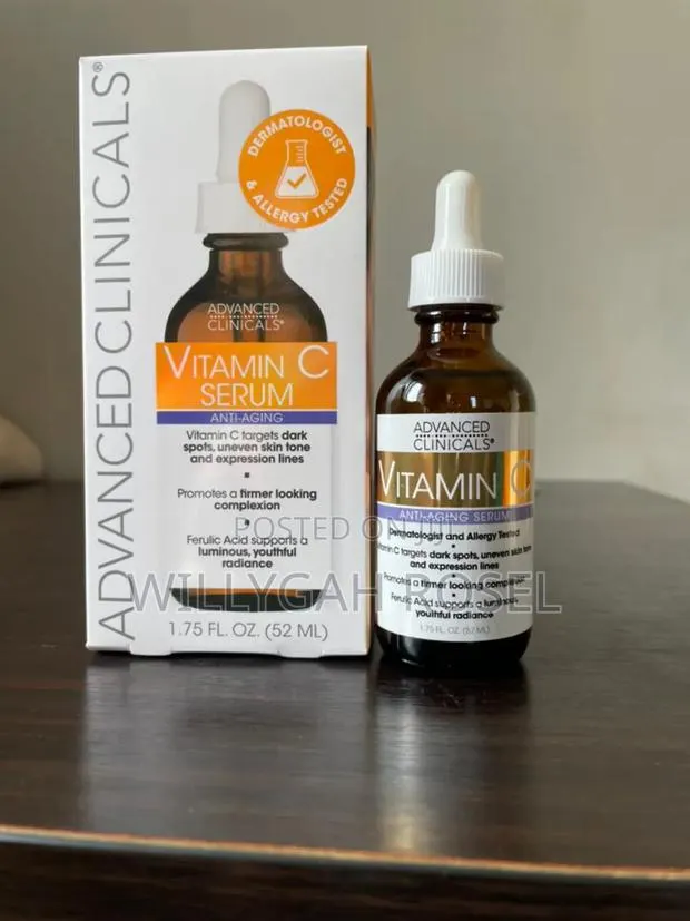 Advanced Clinical Vitamin C Serum · Photo 1