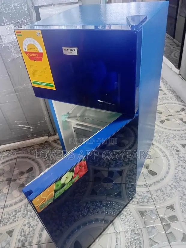 Westpool Fridge – Keep Food Fresh With Modern Performance · Photo 1