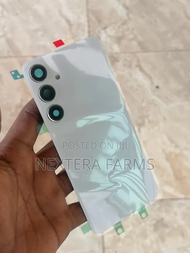 Back Glass for Samsung Galaxy S24 Plus · Photo 1