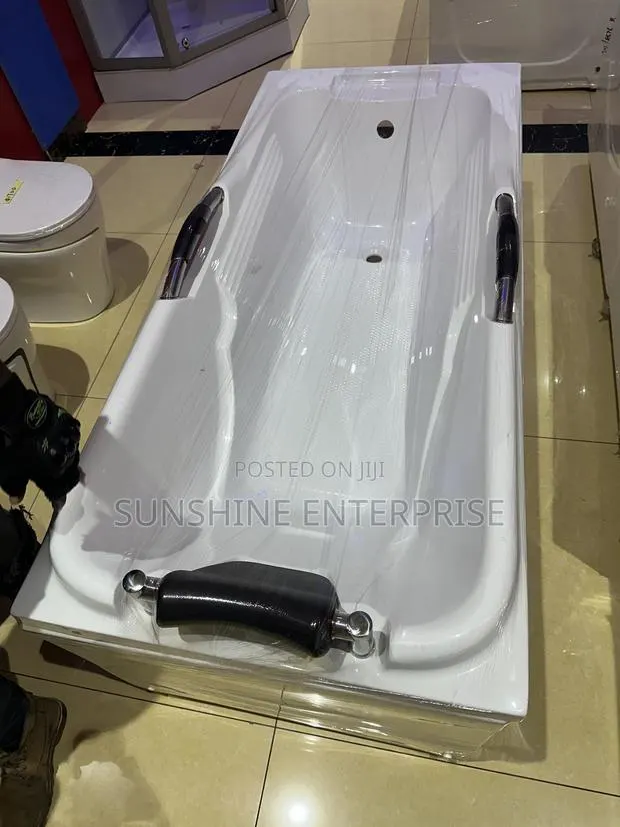 Bathtub 170cm · Photo 1