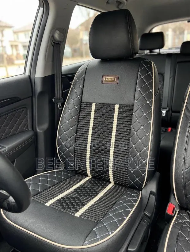 Luxury Car Seat Support Black/, Black/Red · Photo 1